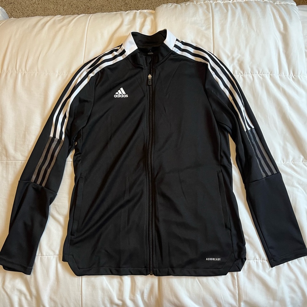 NWOT Women’s Adidas Lightweight Track Jacket